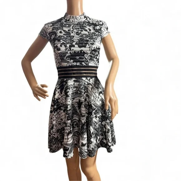 Jodi Kristopher Elegant Black and White Patterned Dress size 1 - Picture 2 of 8